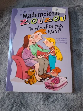 Livre " Mademoiselle Zouzou "