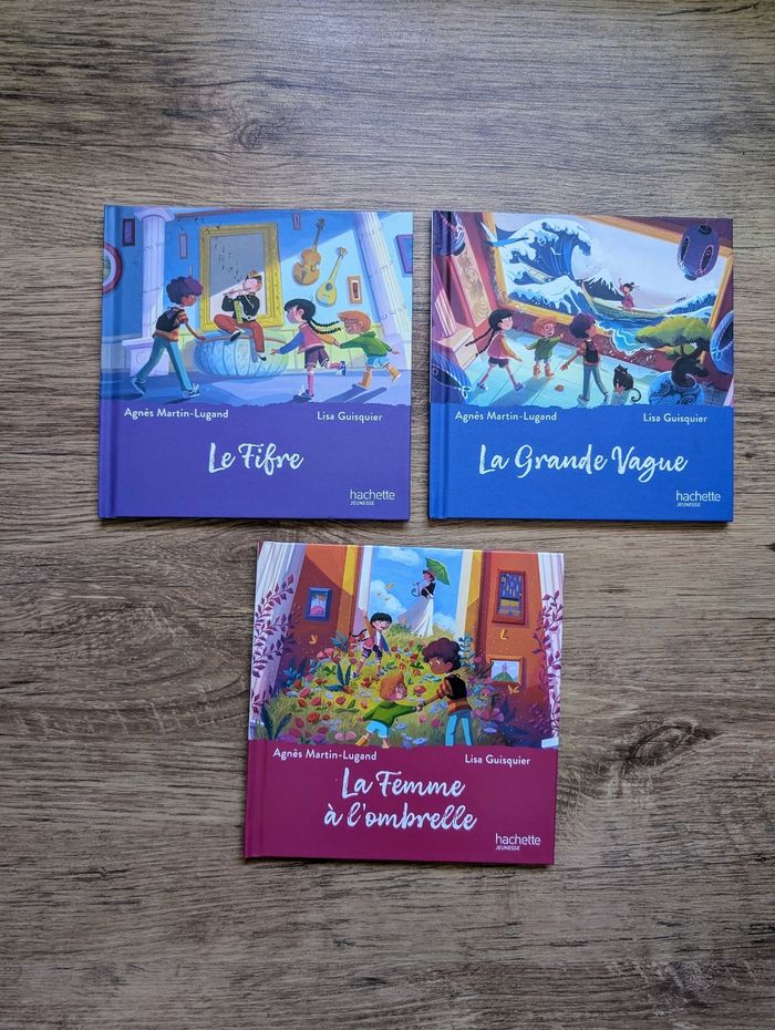 Lot livres collection Musée magique