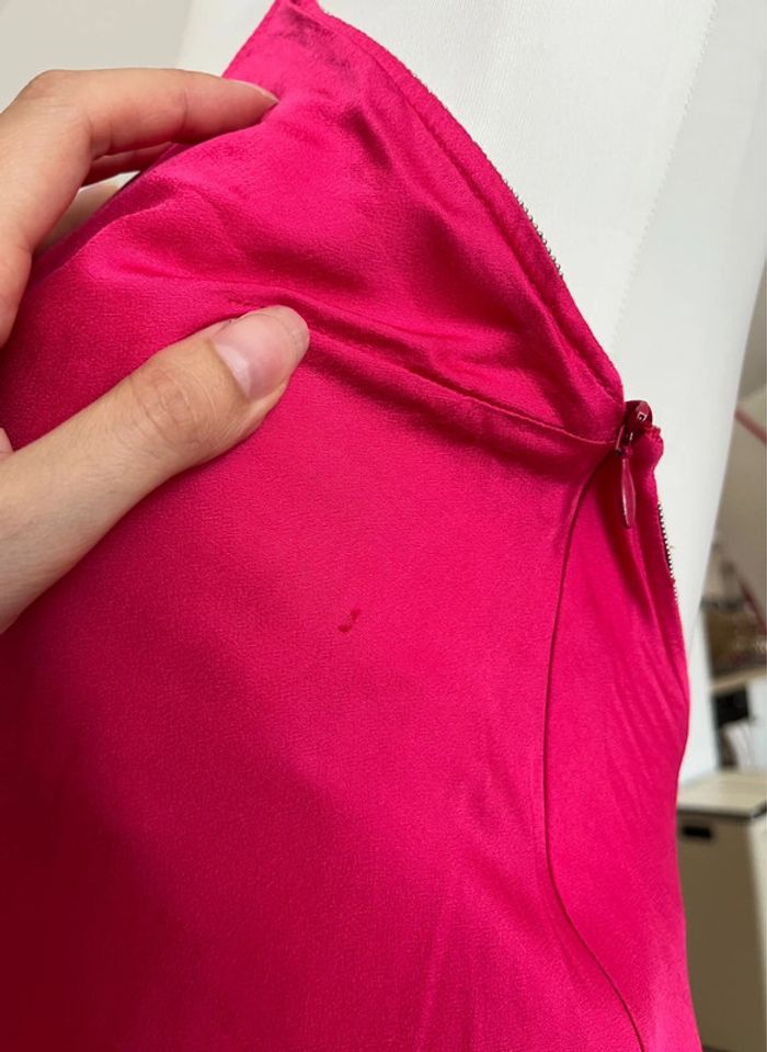 Robe longue en satin fuschia Morgan X Iris Mittenaere - photo numéro 8