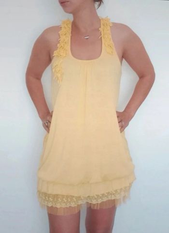 Robe d été froufrou, dentelle et tulle