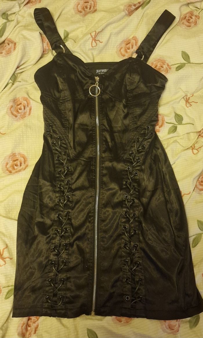 Robe lace up Disturbia