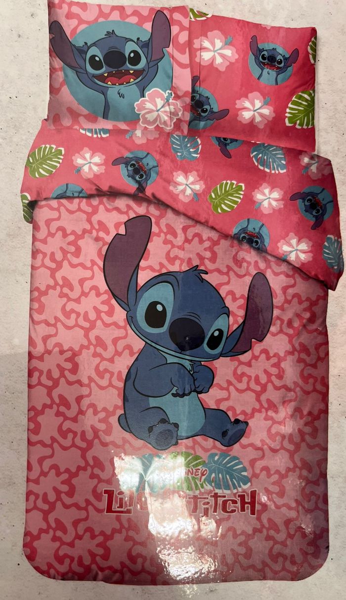 Parure de lit simple (housse de couette + taie d'oreiller) - Lilo & Stitch - Disney