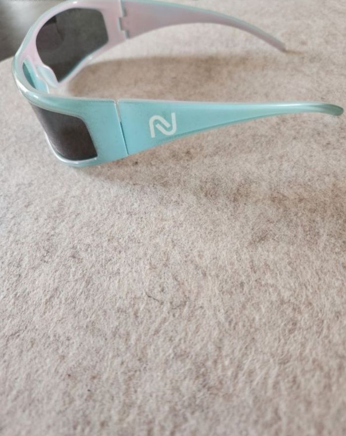 Lunettes de soleil femme - photo numéro 2