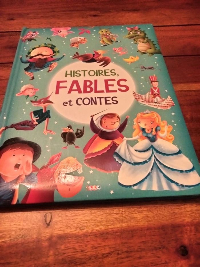 Livre intitulé histoires fables et contes LLC