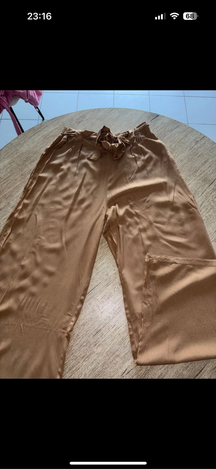 Pantalon à jambes larges