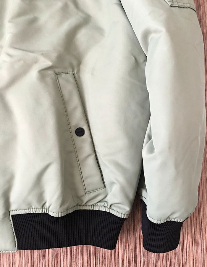 Bomber Hugo Boss Neuf - photo numéro 4