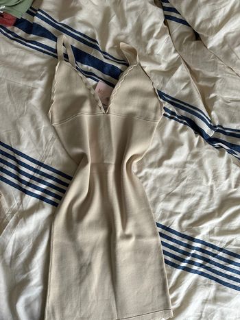 Robe moulante bretelles