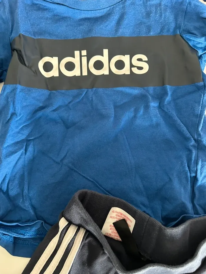 Ensemble Adidas taille 18/24 mois - photo numéro 3
