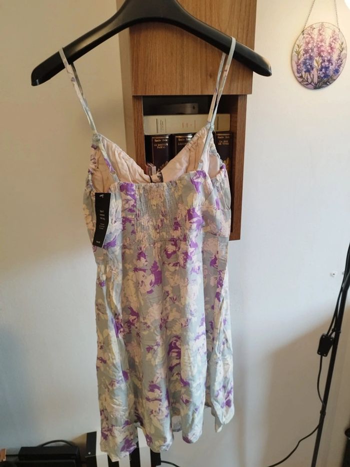 Très jolie robe NA-KD neuve taille 38 - photo numéro 5