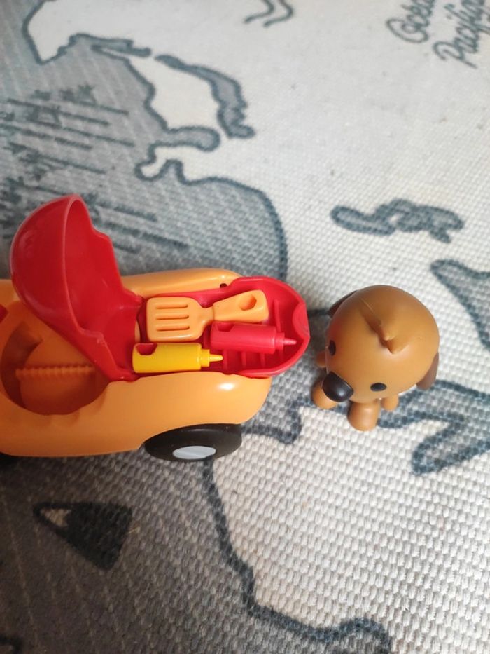 Véhicule Hot Dog et figurine chien - photo numéro 2