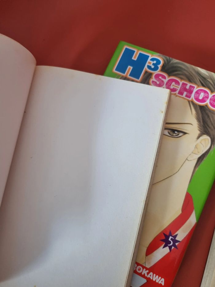 lot de 3 mangas H3 school tome 1, 2 et 5 - photo numéro 12