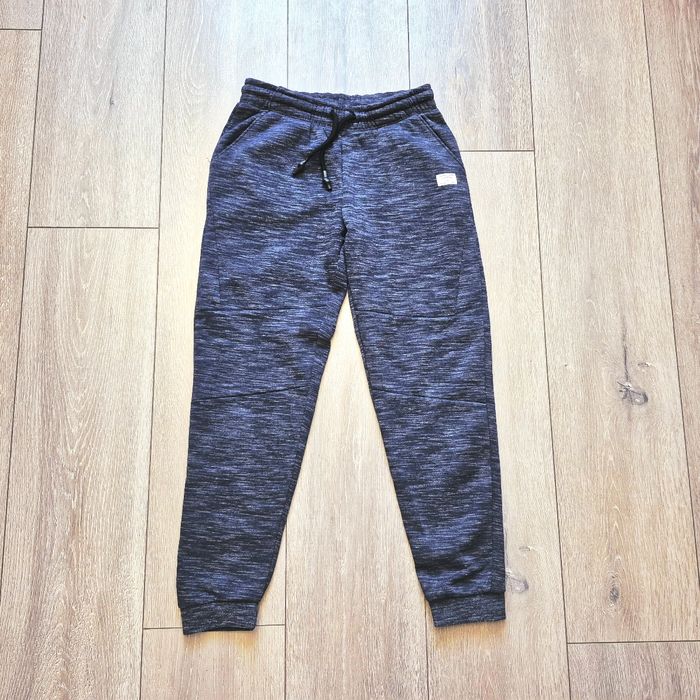 Joggings bleu chiné, épaisseur moyenne. Garçon 10 ans. Marque Kiabi - photo numéro 2