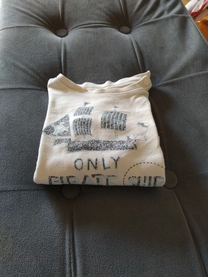 T-shirt 3 mois - photo numéro 3