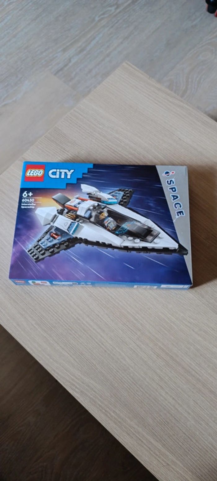 Lego City space 60430