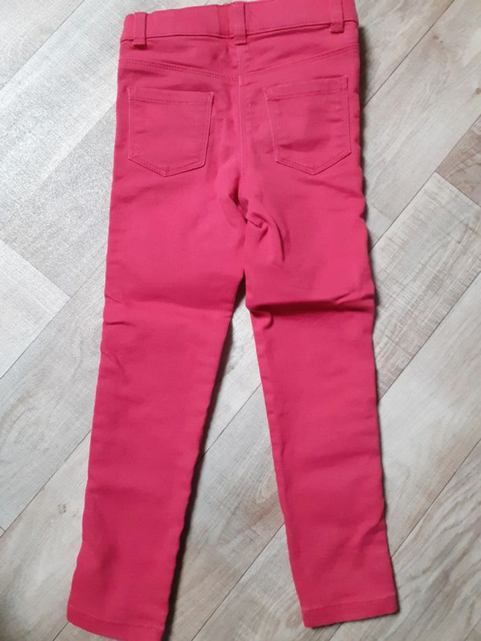 Pantalon fille jegging rouge bande argentée 5 ans - photo numéro 7
