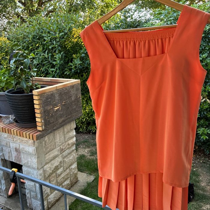 Ensemble jupe et haut sans manches assorti - photo numéro 5