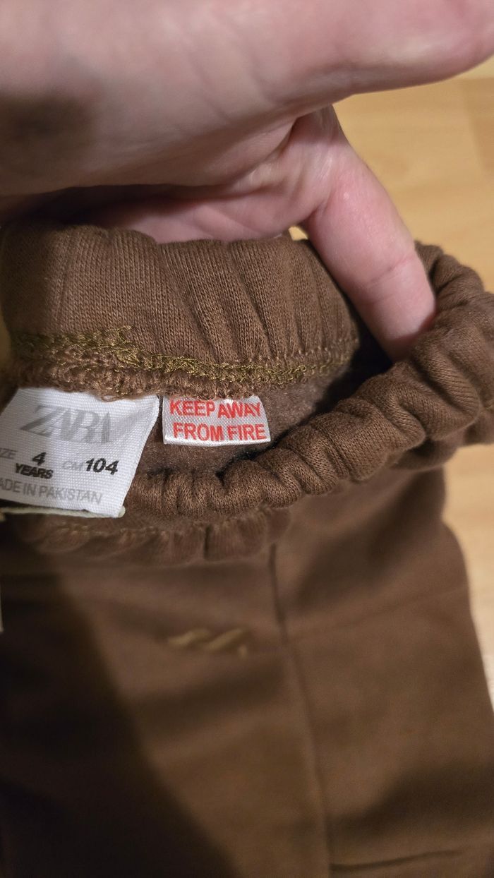 (Neufs non portés) 🏷🤩😍lot pantalons molleton 4ans Garçon 😍🤩💙 - photo numéro 4