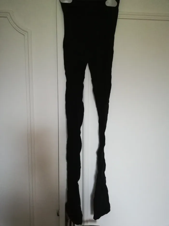 Collants noirs - photo numéro 3