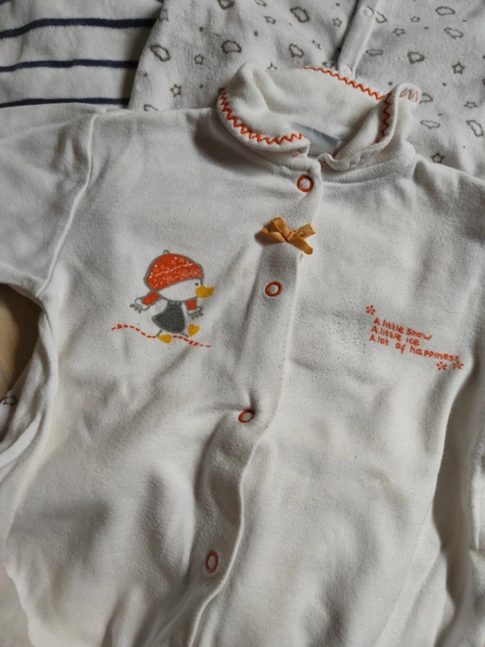 Lot pyjamas garçon/fille 6 mois - photo numéro 4