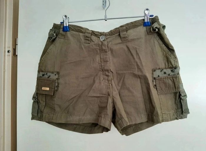 Short kaki Banana Moon