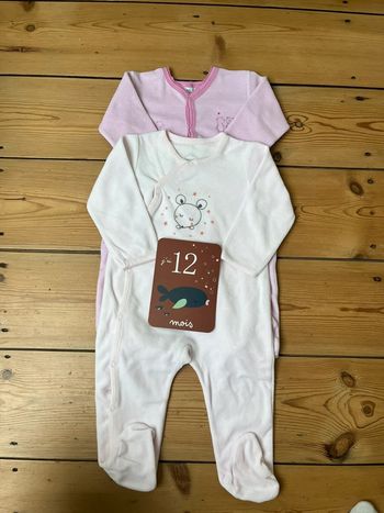 Lot de deux pyjamas une pièce velours bébé fille