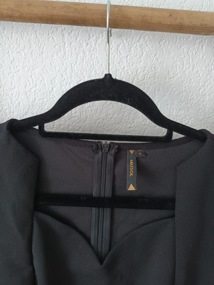 Jolie robe noire Miusol taille M - photo numéro 3