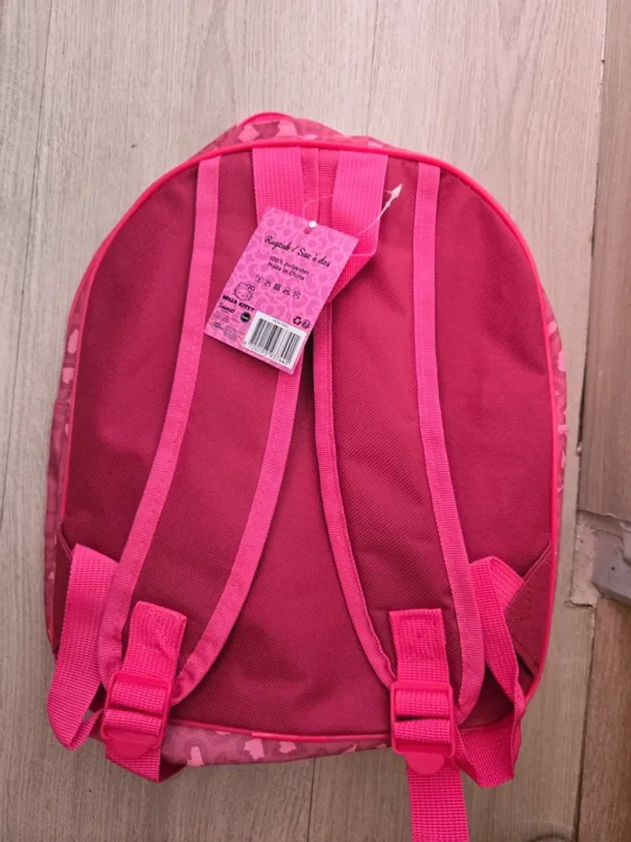 Sac a dos hello kitty neuf - photo numéro 3