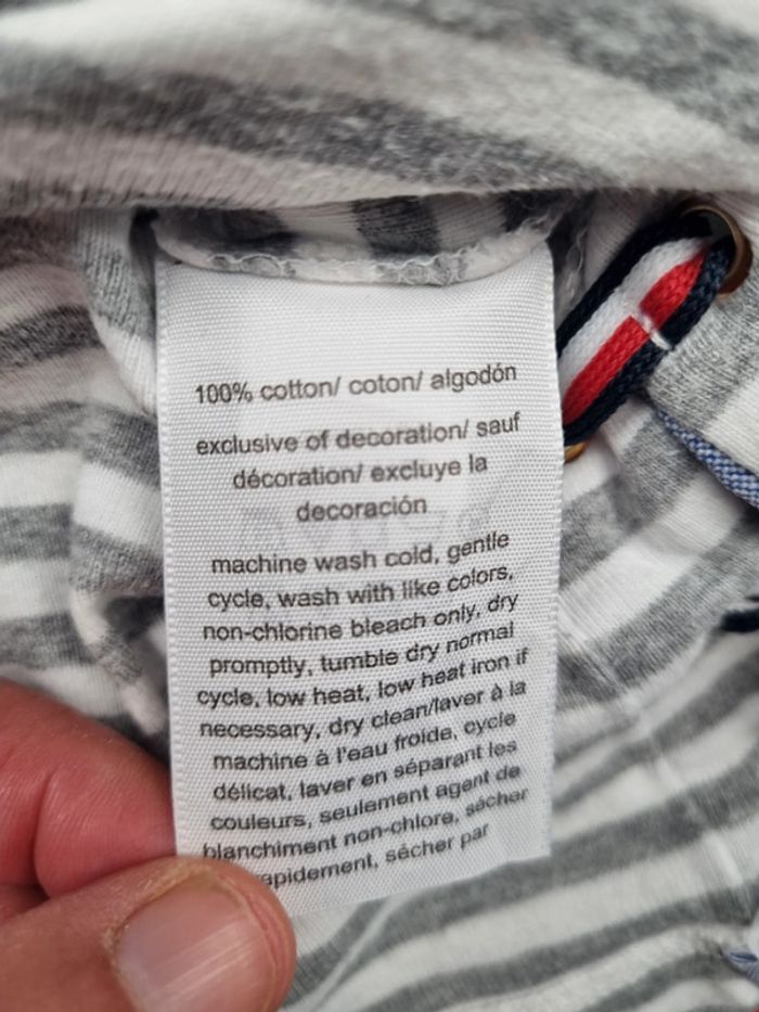 Sweat marinière Tommy Hilfiger – Taille M Femmes (mesures en photos) - photo numéro 11