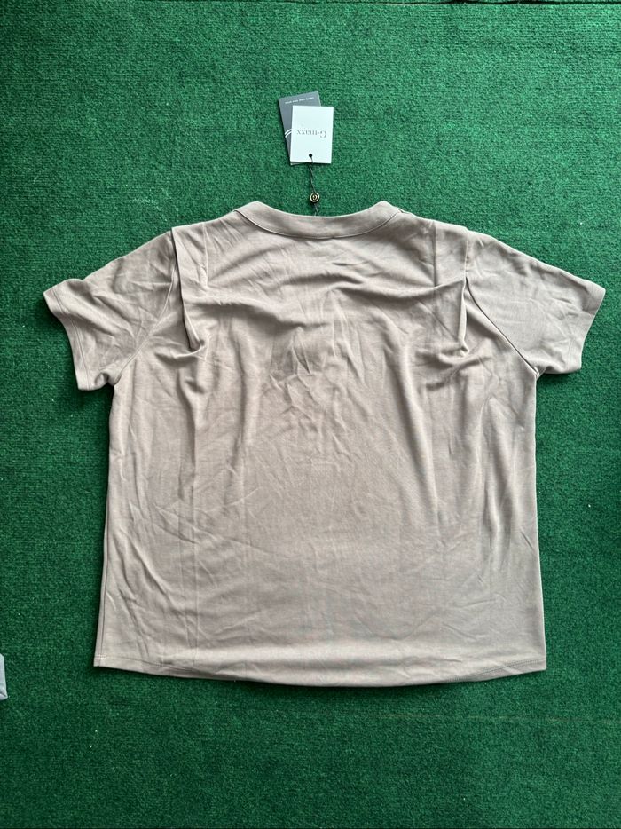 T-shirt - photo numéro 2