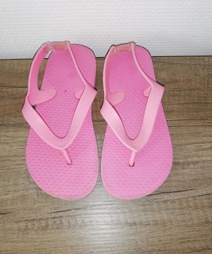 Tong roses pointures 28 avec élastique à l'arrière