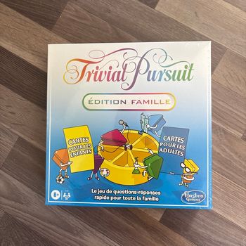 Trivial Pursuit Édition Famille Neuf