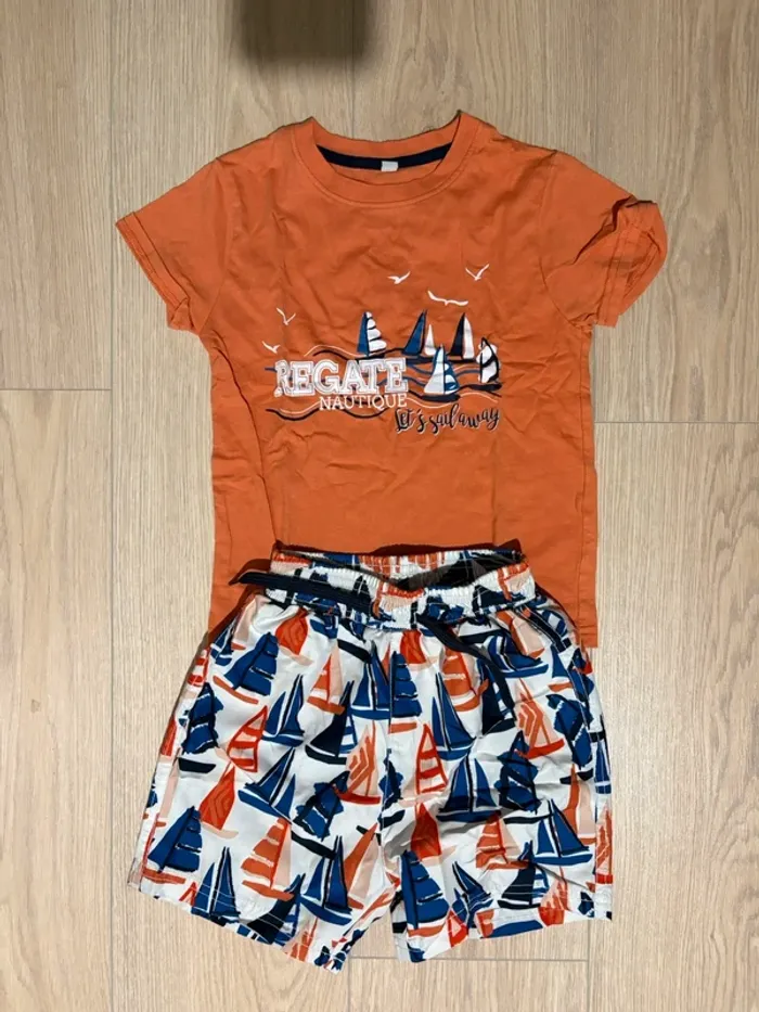 Ensemble t shirt manches courtes + short