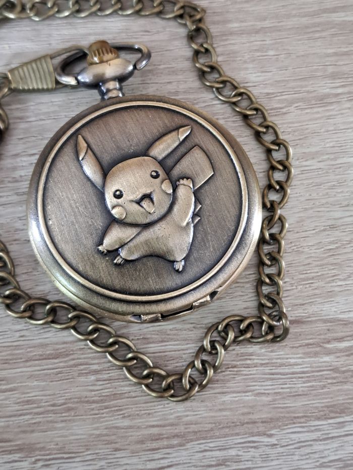 Montre à gousset Pokémon Pikachu vendue avec un coffret cadeau - photo numéro 6
