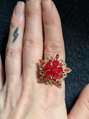 Bague fantaisie a strass