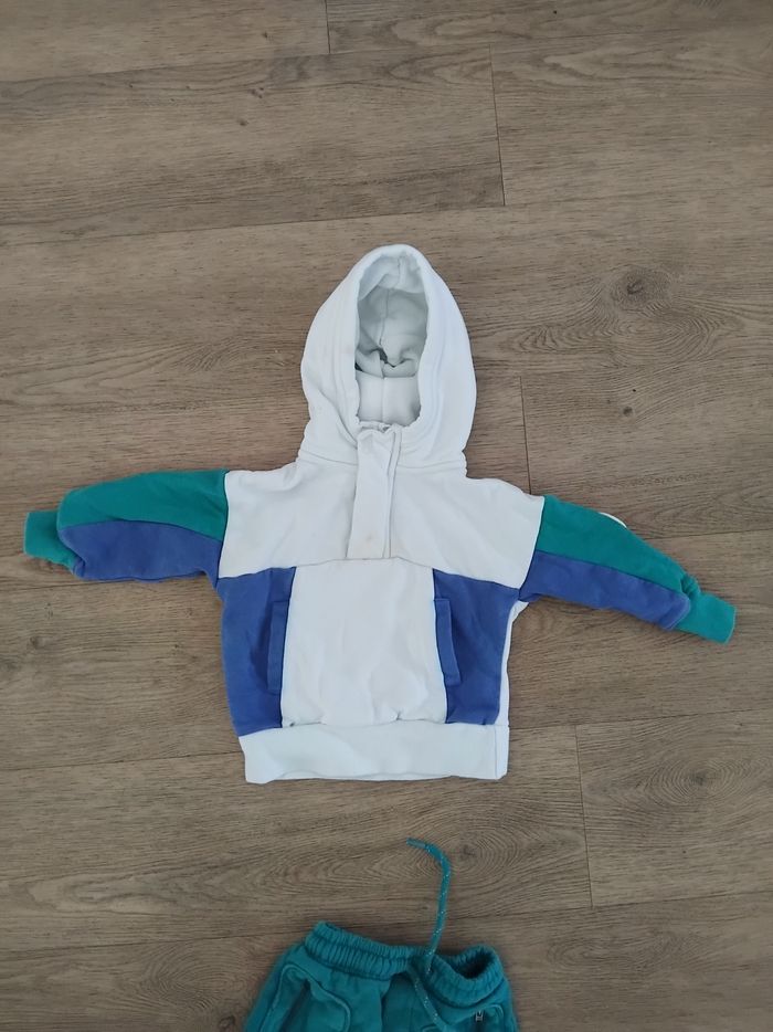 Ensemble jogging  bébé - photo numéro 2