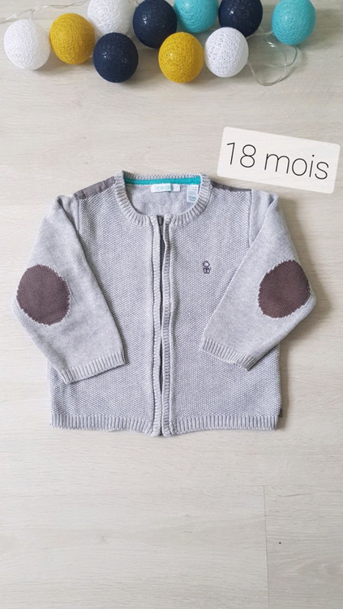 Gilet zippé 18 mois