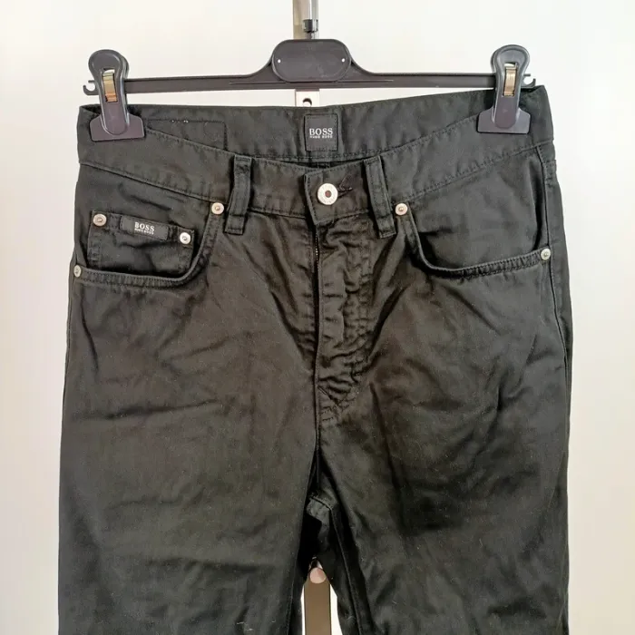Jean noir Hugo Boss homme 29/34 coupe droite casual chic A1523 - photo numéro 2