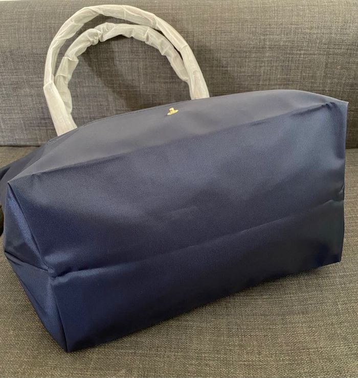 Jolie sac  fourre tout bleu marine - photo numéro 10