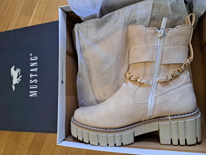 Boots Mustang Femme