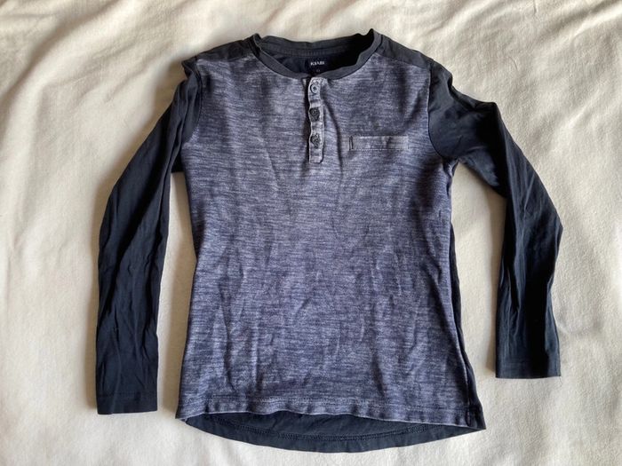 Tee-shirt manches longues style polo kiabi 8 ans