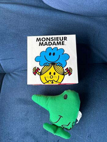 Peluche monsieur curieux
