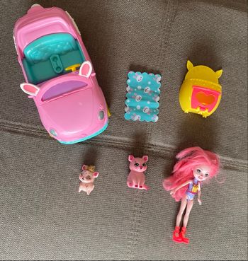 Lot Enchantimals avec voiture 