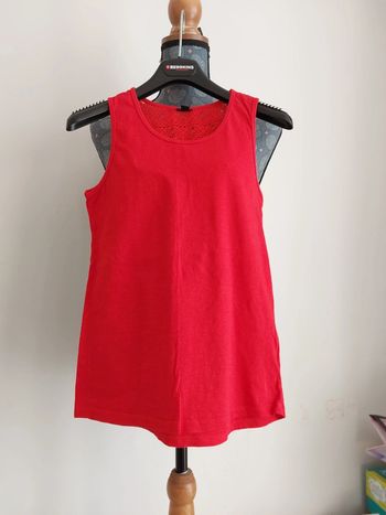 Tee-shirt rouge sans manche 12 ans kiabi