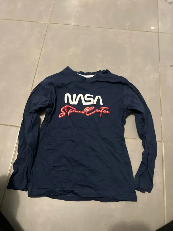 T-shirt à manche longue enfant NASA taille 6 ans