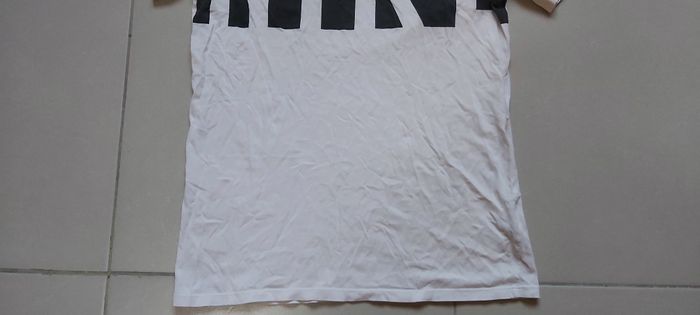 Tshirt manche courte Nike S - photo numéro 3