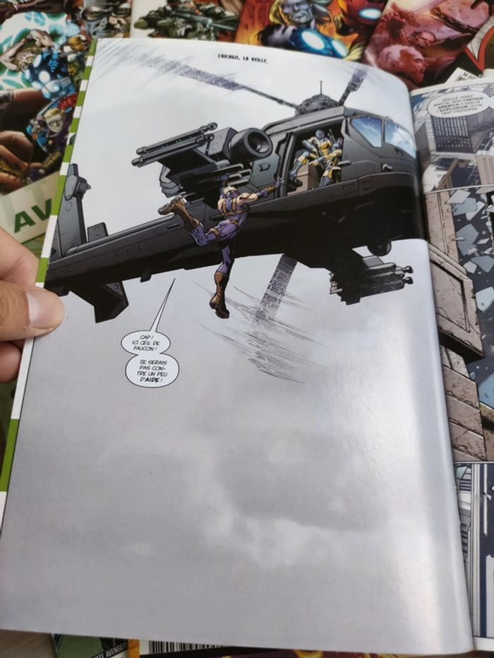 Lot 12 comics Avengers - photo numéro 7