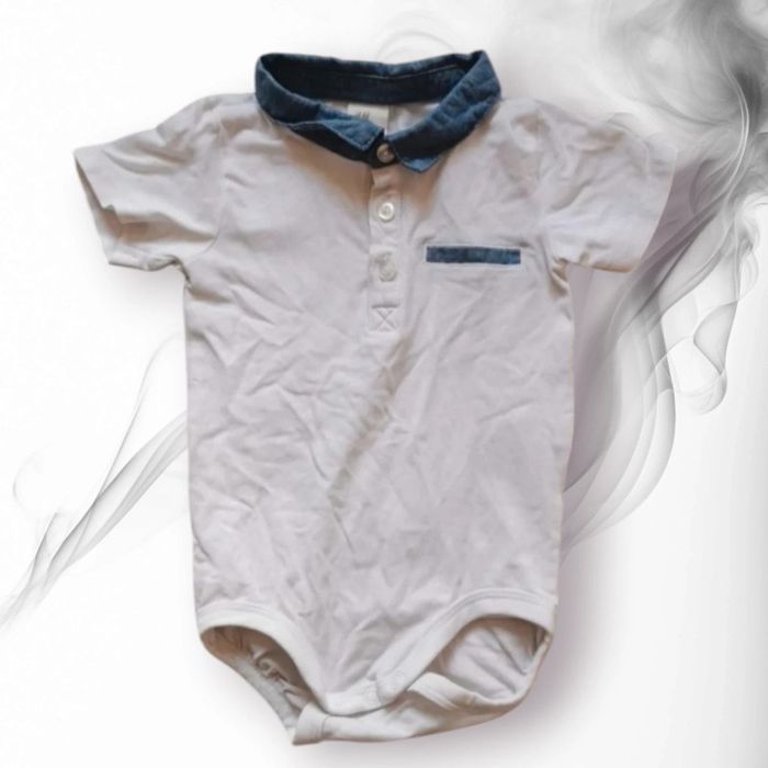 Body H&M blanc 9 mois 74 cm - photo numéro 2