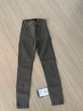 Jeans gris bershka