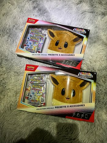 Pokémon lot de 2 coffrets accessoire Evoli - évolutions prismatiques