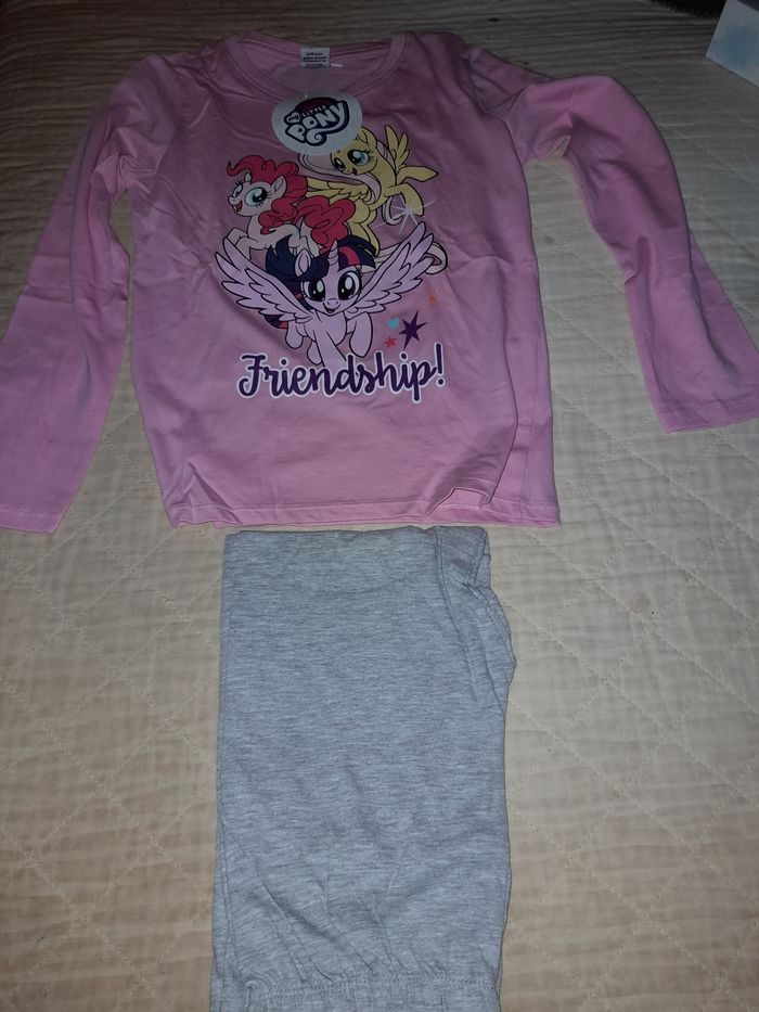 Pyjama fille T 10